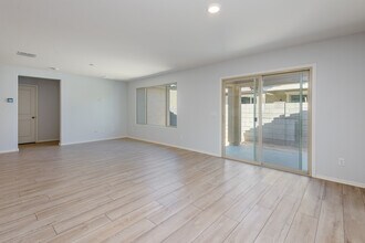 16238 W La Ventilla Way in Goodyear, AZ - Building Photo - Building Photo