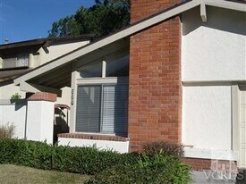 660 Martinique Pl in Thousand Oaks, CA - Building Photo