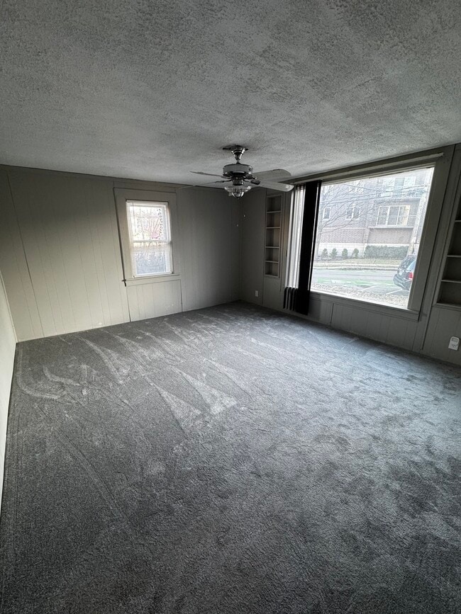 1488 E Thacker St in Des Plaines, IL - Building Photo - Building Photo