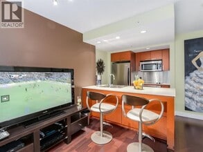 1255 Seymour St in Vancouver, BC - Building Photo - Building Photo