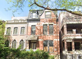 2052 N Dayton St in Chicago, IL - Building Photo