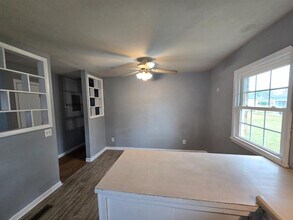 1305 Berkshire Rd in Fayetteville, NC - Building Photo - Building Photo