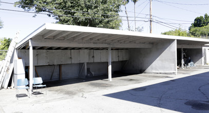 6531 Sepulveda Blvd in Van Nuys, CA - Building Photo - Building Photo