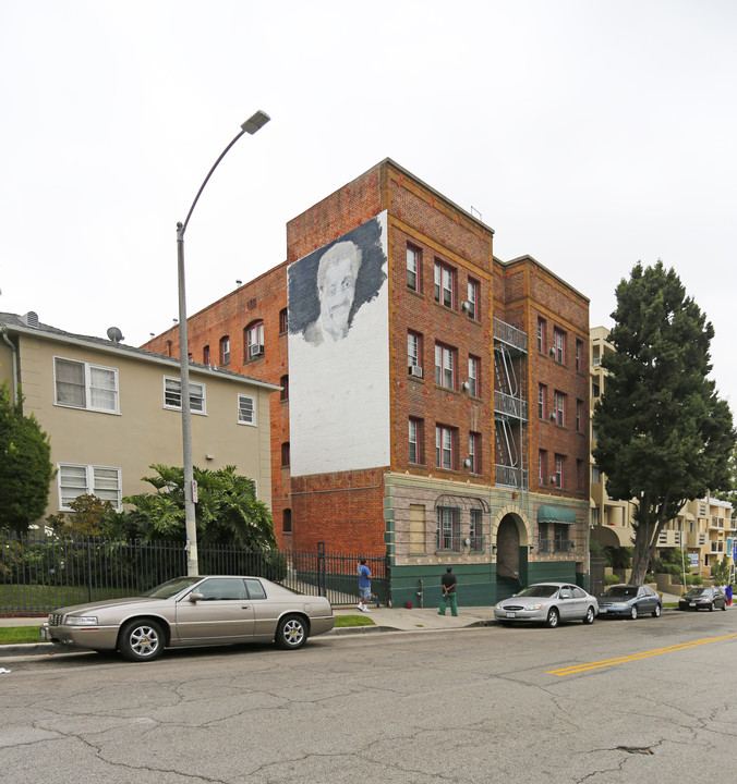 Sammy Davis Junior Manor Apartments in Los Angeles, CA - Building Photo