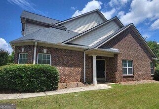 126 Granite Way in Newnan, GA - Building Photo - Building Photo