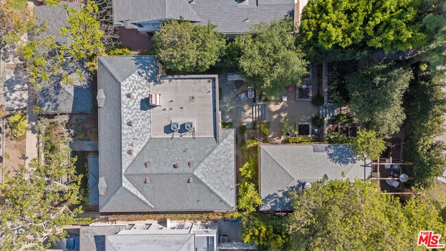 643 Westholme Ave in Los Angeles, CA - Building Photo - Building Photo
