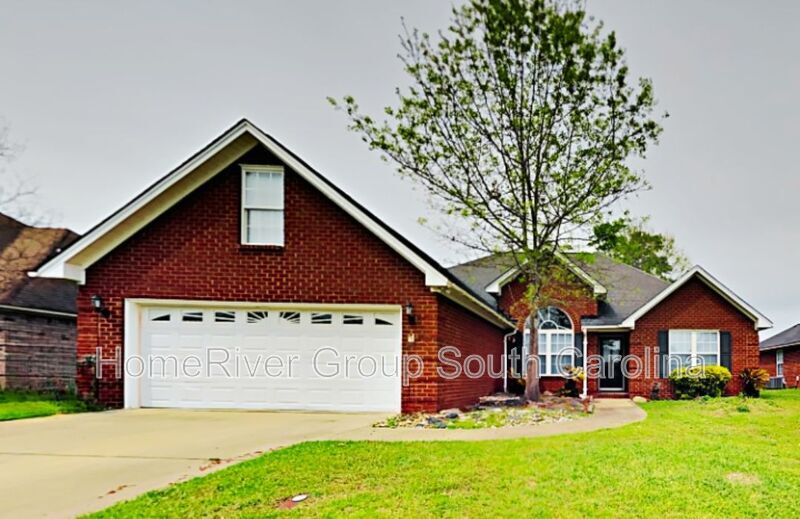 380 Continental Rd in Sumter, SC - Building Photo