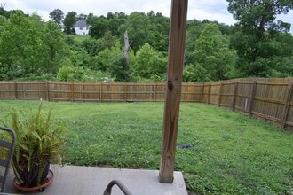 19675 Ladera Rd in Waynesville, MO - Building Photo - Building Photo
