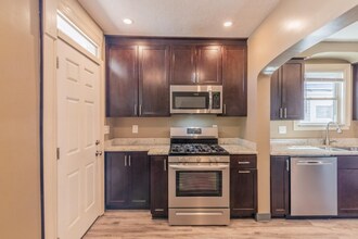 732 E Mithoff St in Columbus, OH - Building Photo - Building Photo