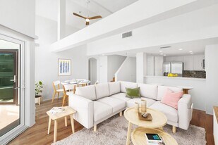 620 State St in San Diego, CA - Building Photo