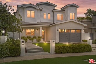 530 Arbramar Ave in Los Angeles, CA - Building Photo - Building Photo