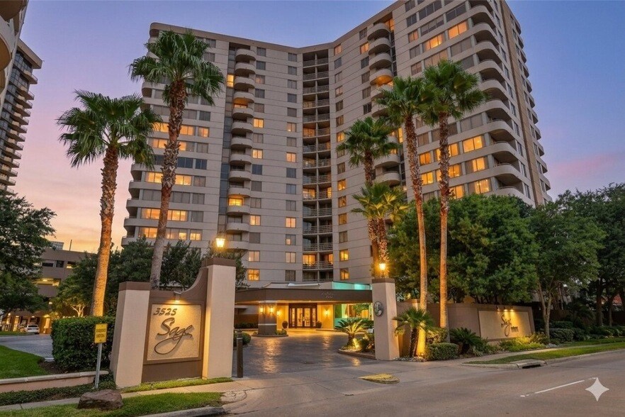 3525 Sage Rd, Unit 1111 in Houston, TX - Foto de edificio