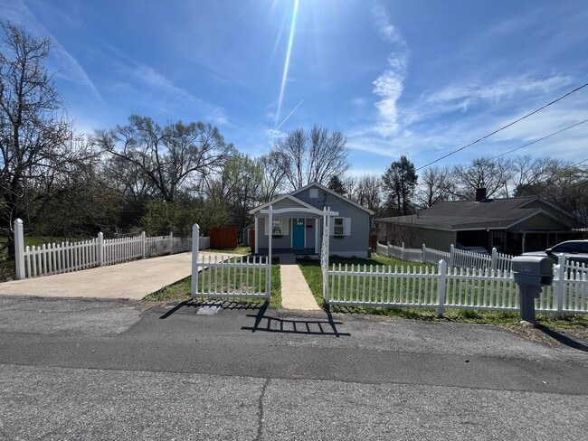 1449 Marion St in Kingsport, TN - Building Photo - Building Photo