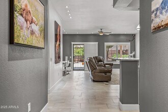 16232 W Montoya Dr in Surprise, AZ - Foto de edificio - Building Photo