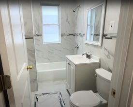 208 Kelton St, Unit 4 in Boston, MA - Building Photo - Building Photo