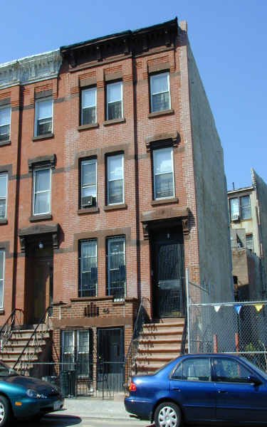46 Rogers Ave in Brooklyn, NY - Foto de edificio