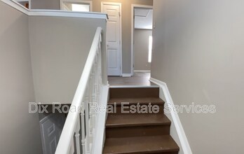 624 Meadow Brook Pl in Trenton, OH - Building Photo - Building Photo