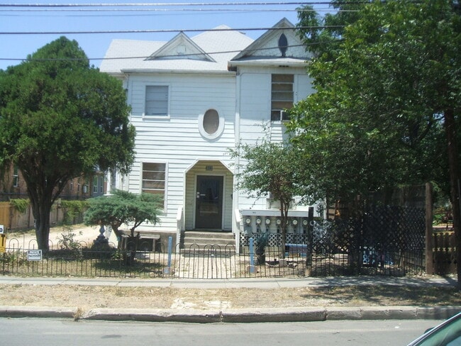 303 Howard St, Unit Apt 101