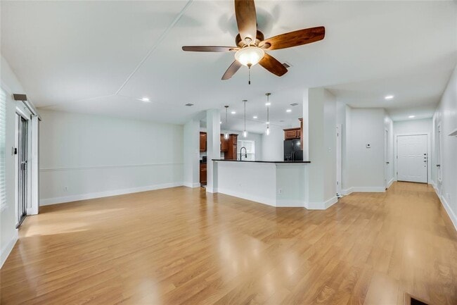 1207 Hughmont Dr in Pflugerville, TX - Building Photo - Building Photo