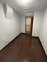 627 N King St in Ottawa, KS - Building Photo - Building Photo