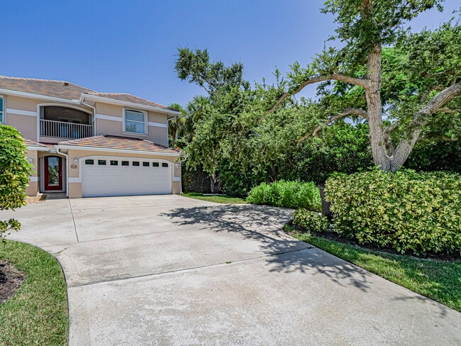property at 915 Bahia Mar Rd