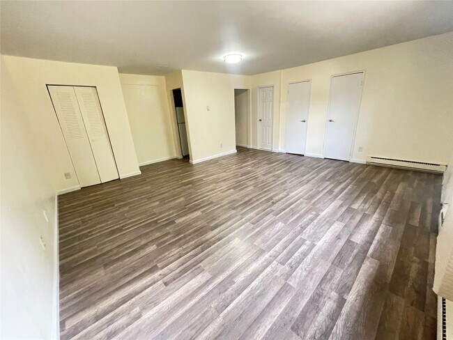 51 Fieldstone Dr in Hartsdale, NY - Building Photo - Building Photo