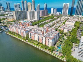 17100 N Bay Rd, Unit 1511 in Sunny Isles Beach, FL - Building Photo