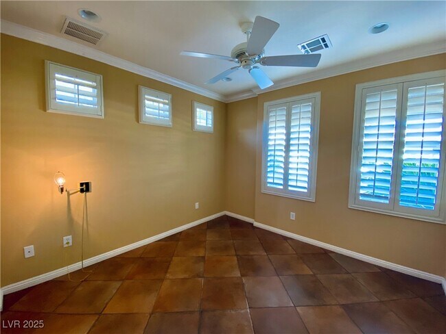 property at 4565 Riva De Romanza St