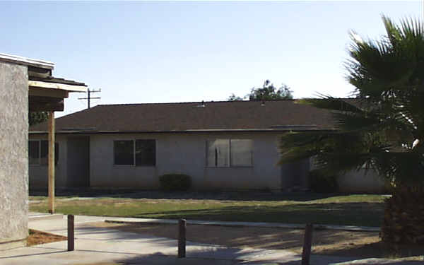 Desert Gardens Apartments in Hesperia, CA - Building Photo - Building Photo