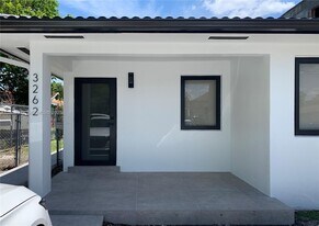 3262 SW 23rd Terrace in Miami, FL - Building Photo