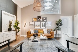 Arterra in Everett, WA - Foto de edificio - Building Photo