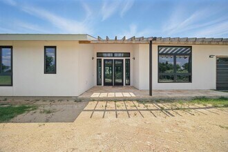1800 Man O War Dr in Garfield, TX - Building Photo - Building Photo