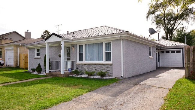 407 Mors Ave in Wheeling, IL - Building Photo - Building Photo