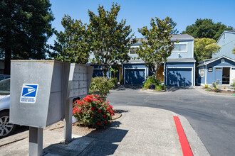 Walkham Townhomes in Santa Rosa, CA - Building Photo - Other