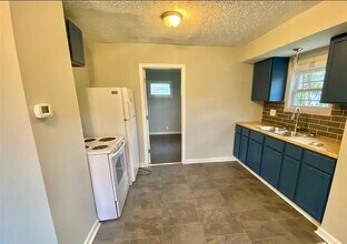 2624 E 17th St in Indianapolis, IN - Building Photo - Building Photo