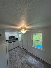 3024 Brambleton Ave SW in Roanoke, VA - Building Photo - Building Photo