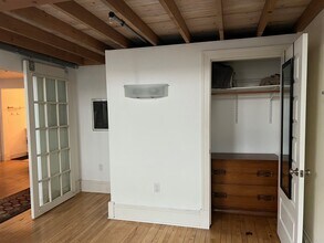 7 W Superior St, Unit 2 in Duluth, MN - Building Photo - Building Photo