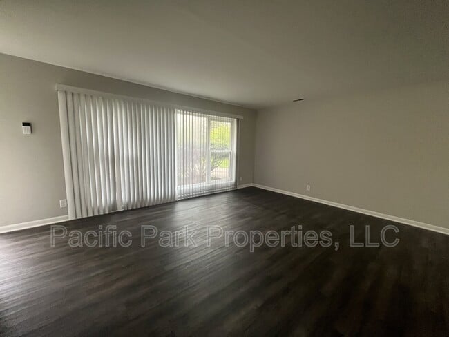 6520 W 16th St in Indianapolis, IN - Building Photo - Building Photo
