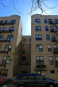 Bryant Mews Senior Residence in Bronx, NY - Foto de edificio - Building Photo