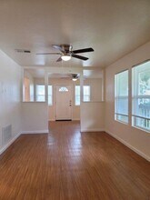 1410 Singleton Ave in Austin, TX - Building Photo - Building Photo