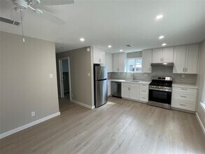 5404 Lishill Cove in Austin, TX - Building Photo - Building Photo