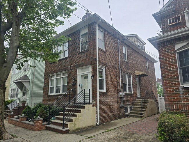 property at 8803 2nd Ave