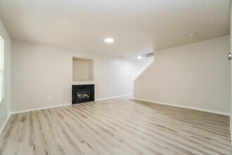 2640 Lilypark Dr in Columbus, OH - Building Photo - Building Photo