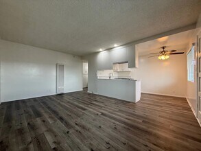 New Orleans II in Hawthorne, CA - Foto de edificio - Interior Photo