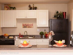 355 Monument Rd in Jacksonville, FL - Building Photo - Building Photo