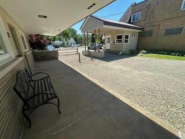 3704 E Lake Rd in Erie, PA - Building Photo - Building Photo