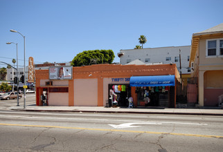 1539 W 8th St in Los Angeles, CA - Building Photo - Building Photo