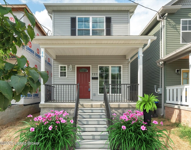 property at 721 E Caldwell St