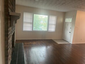 3337 Houston St in Indianapolis, IN - Building Photo - Building Photo