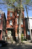 1235 N Marion Ct, Unit 3F in Chicago, IL - Building Photo